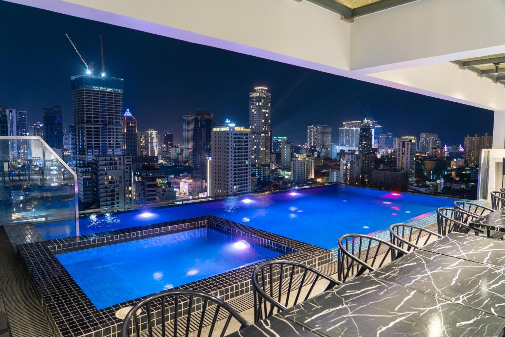 Parc21 Luxury Boutique Hotel Phnom-Penh Buitenkant foto