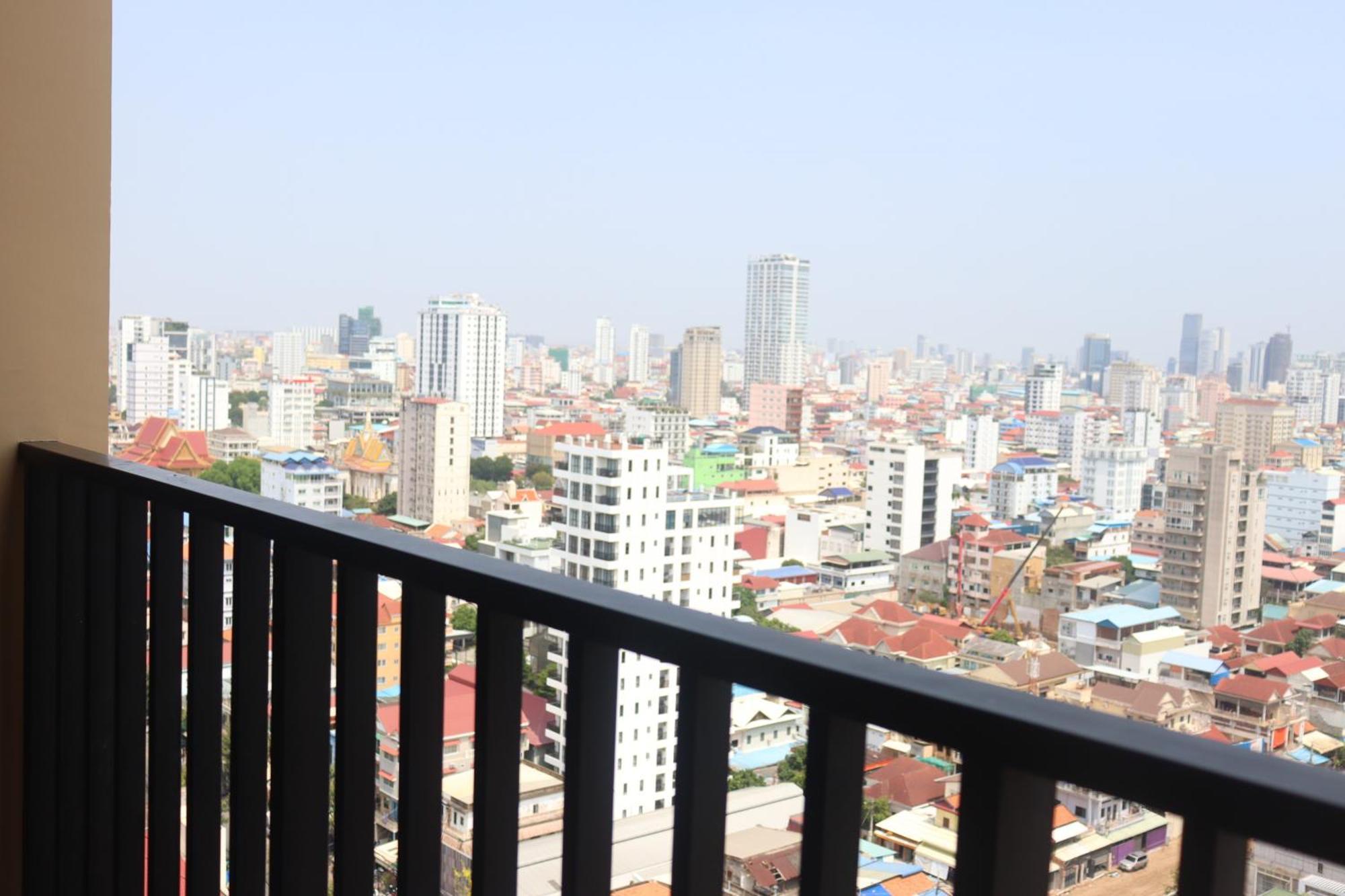 Parc21 Luxury Boutique Hotel Phnom-Penh Buitenkant foto
