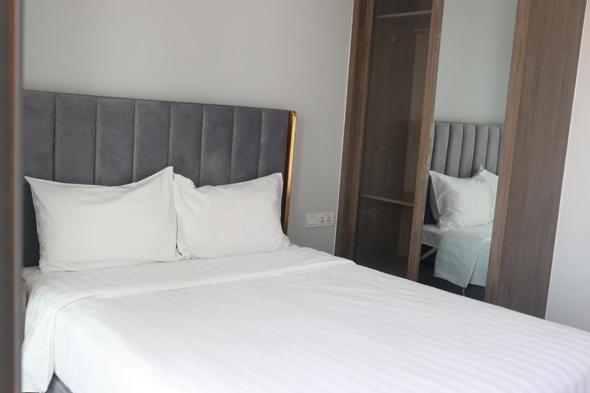 Parc21 Luxury Boutique Hotel Phnom-Penh Buitenkant foto