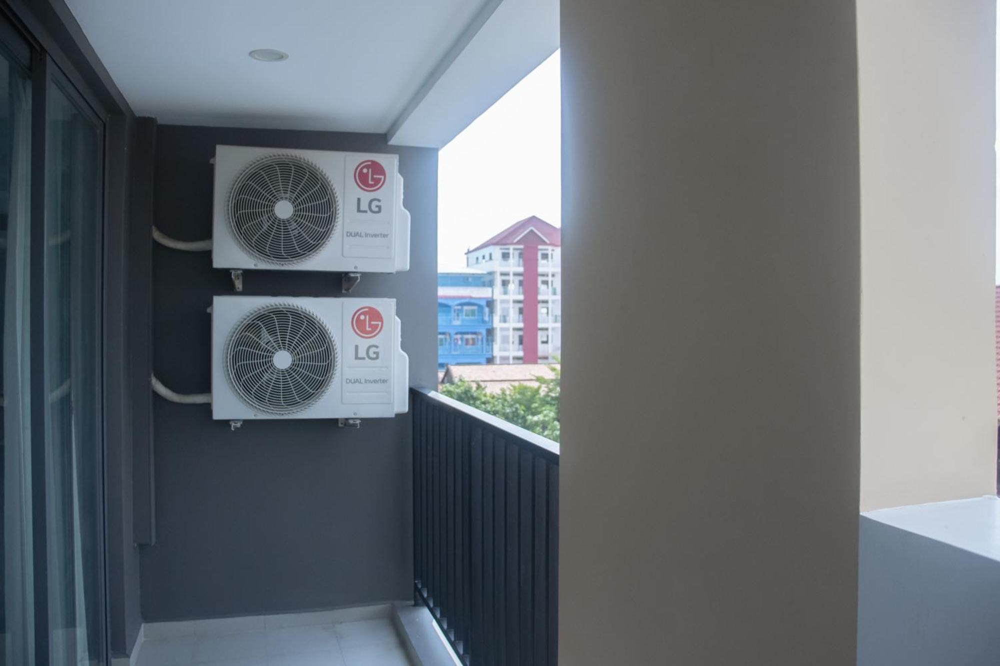 Parc21 Luxury Boutique Hotel Phnom-Penh Buitenkant foto